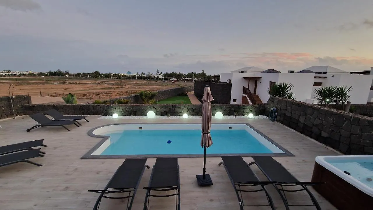 Villa Little Star Playa Blanca  Spain