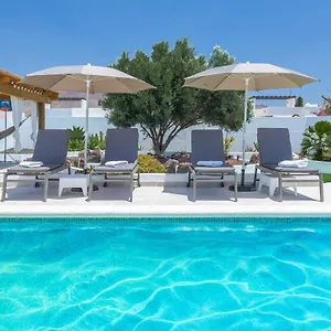  Villa Olive Tree